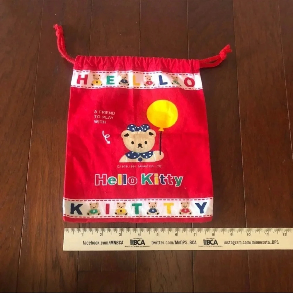 Hello kitty Drawstring Bag - Picture 3 of 4